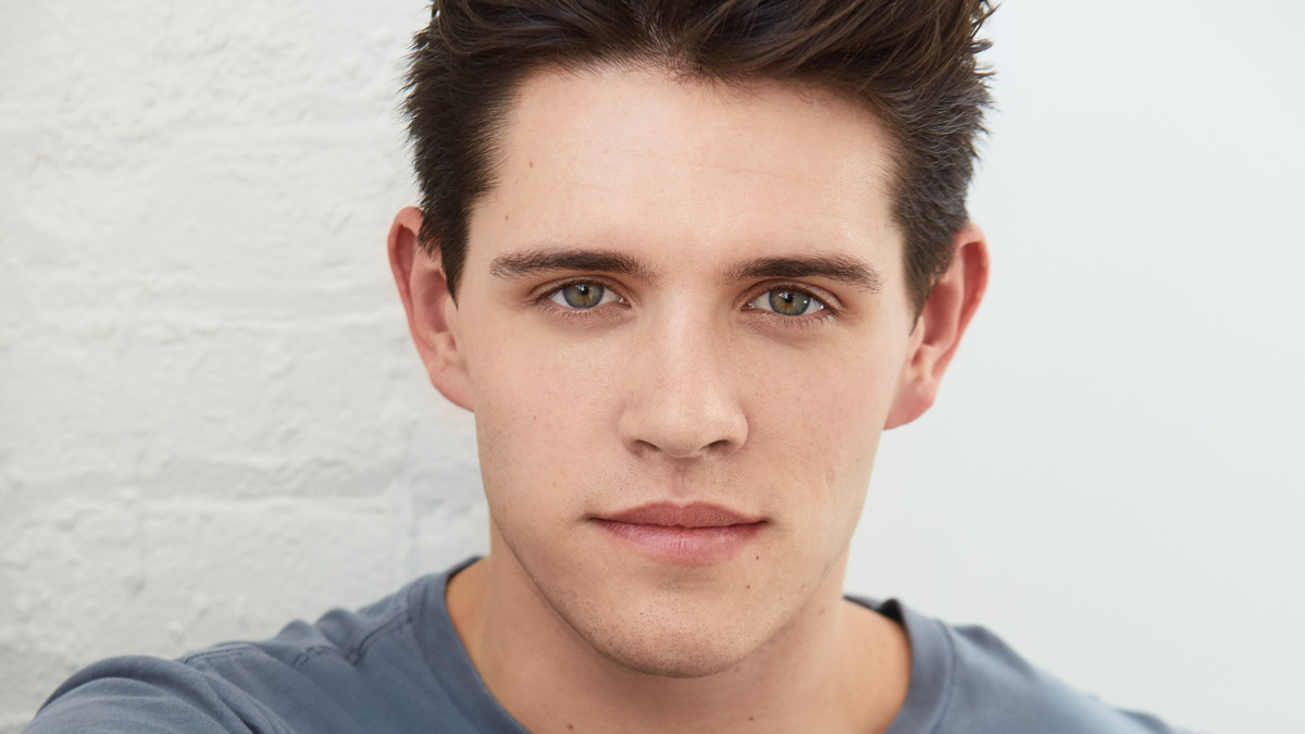 PRESS - Casey Cott - Photo: Nathan Johnson